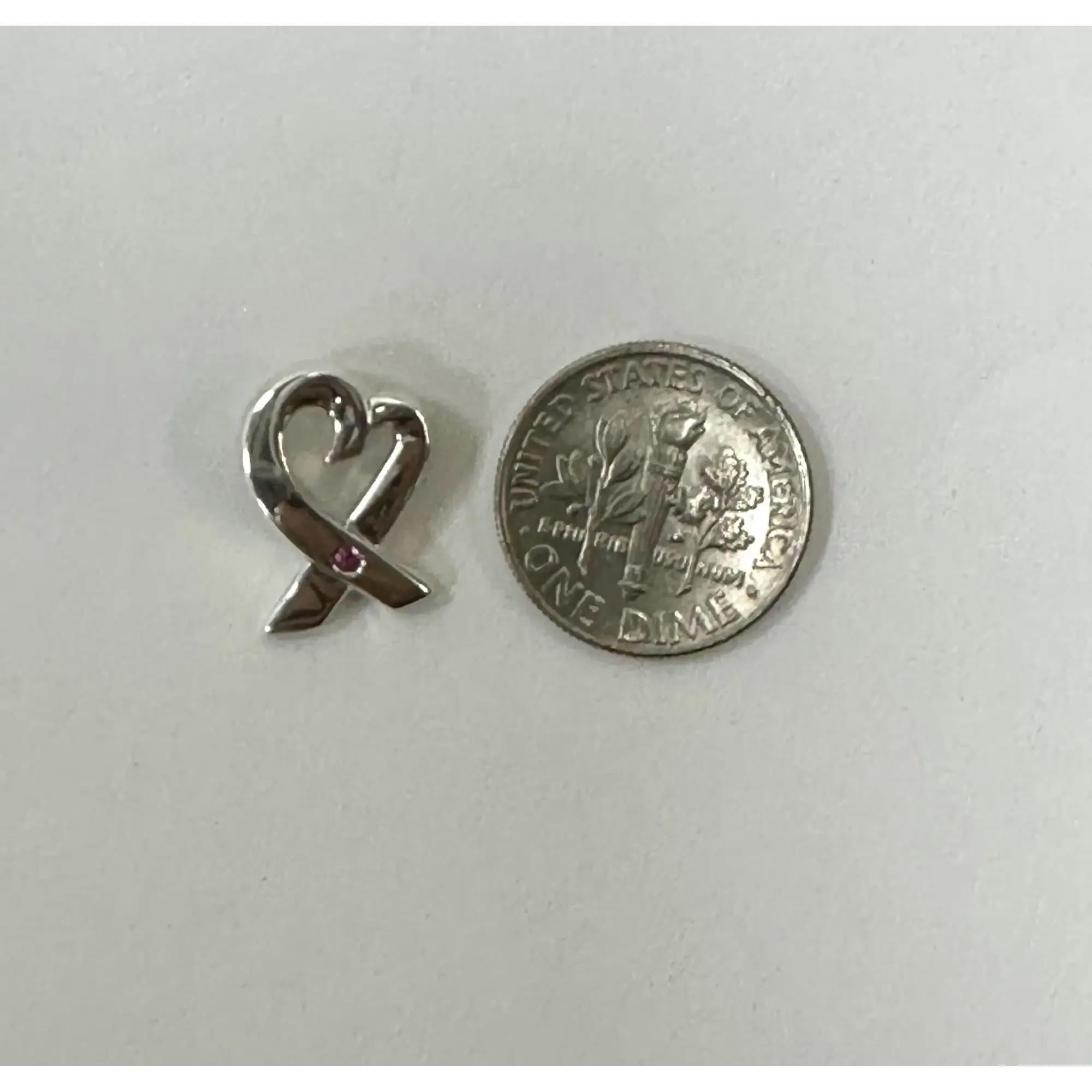 Moderno Tiffany & Co. Paloma Picasso Ciondolo a forma di cuore con zaffiro rosa A. Silver in vendita