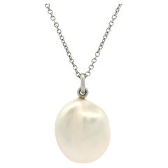 Tiffany & Co. Paloma Picasso, collana di platino con ciondolo barocco di perle Keshi da 16".