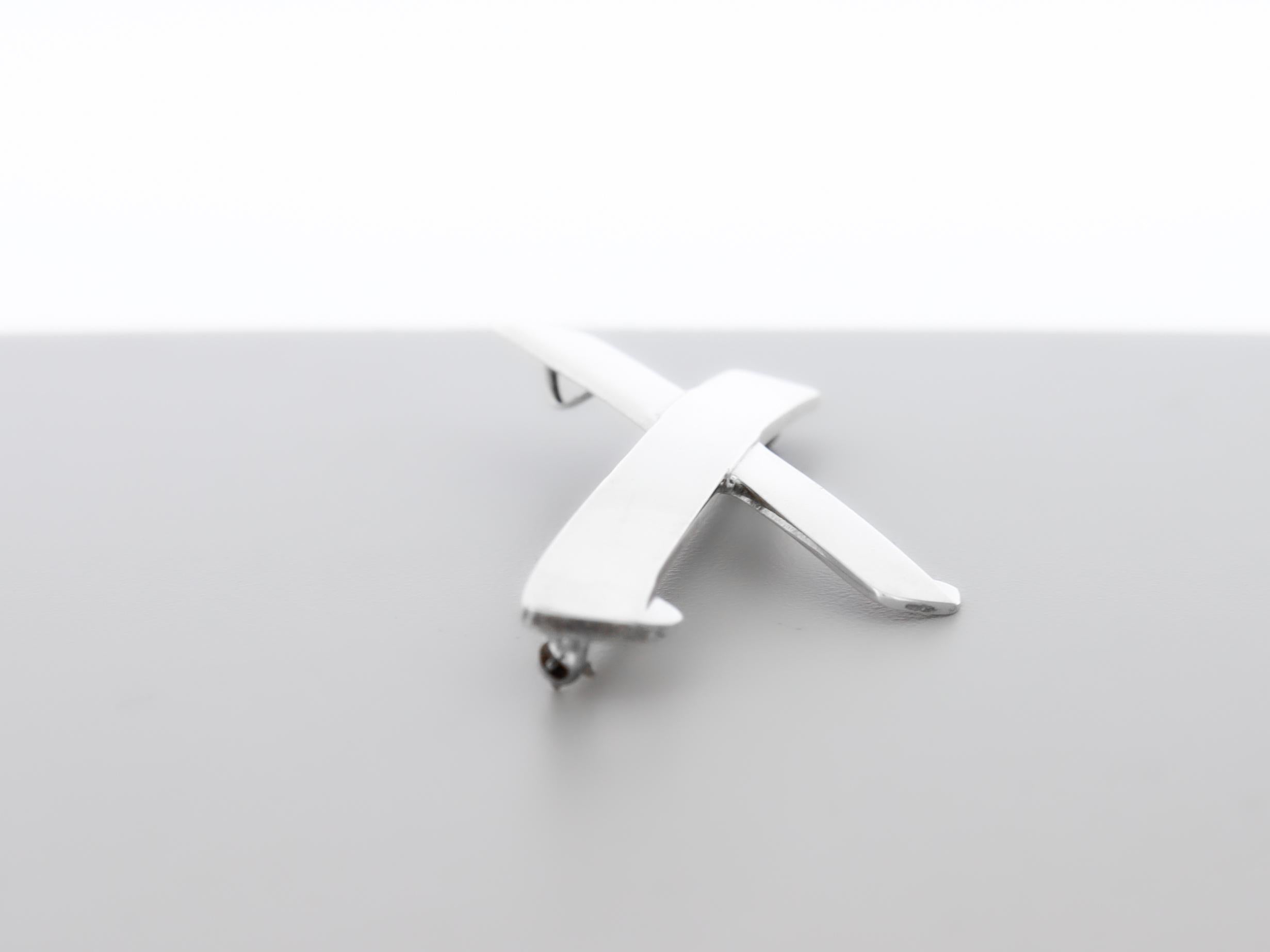 Tiffany and Co. Paloma Picasso Sterling Silver Graffiti 'X' Brooch