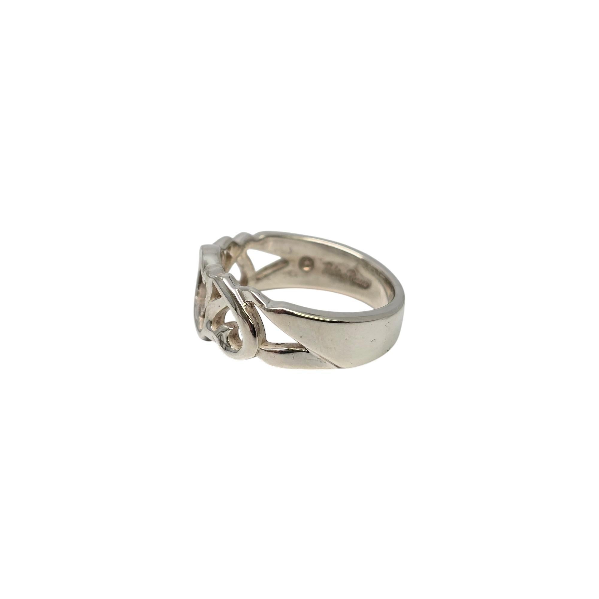 Tiffany & Co Paloma Picasso Sterling Silver Loving Hearts Band Ring Size 7 20802 In Good Condition For Sale In Washington Depot, CT