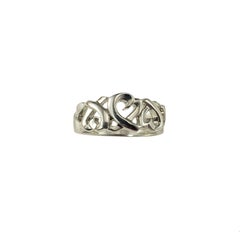 Tiffany
Co. Paloma Picasso Sterling Silver Loving Hearts Ring Size 8 #23392 Tiffany
Co. Paloma Picasso Sterling Silver Loving Hearts Ring Size 8 #23392