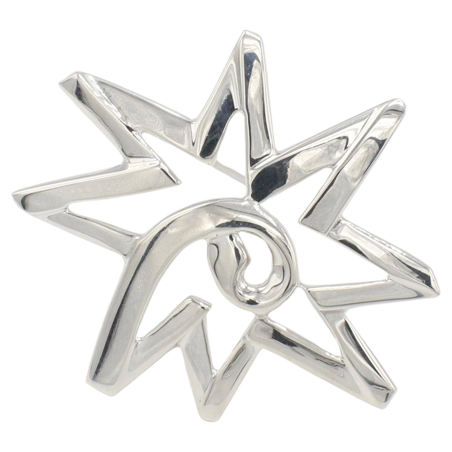 Tiffany & Co. Paloma Picasso Sterling Silver Star Pin Brooch 
Metal: 10.2 grams
Dimensions: 40 x 44mm
Signed: ©Tiffany & Co. Paloma Picasso 925
