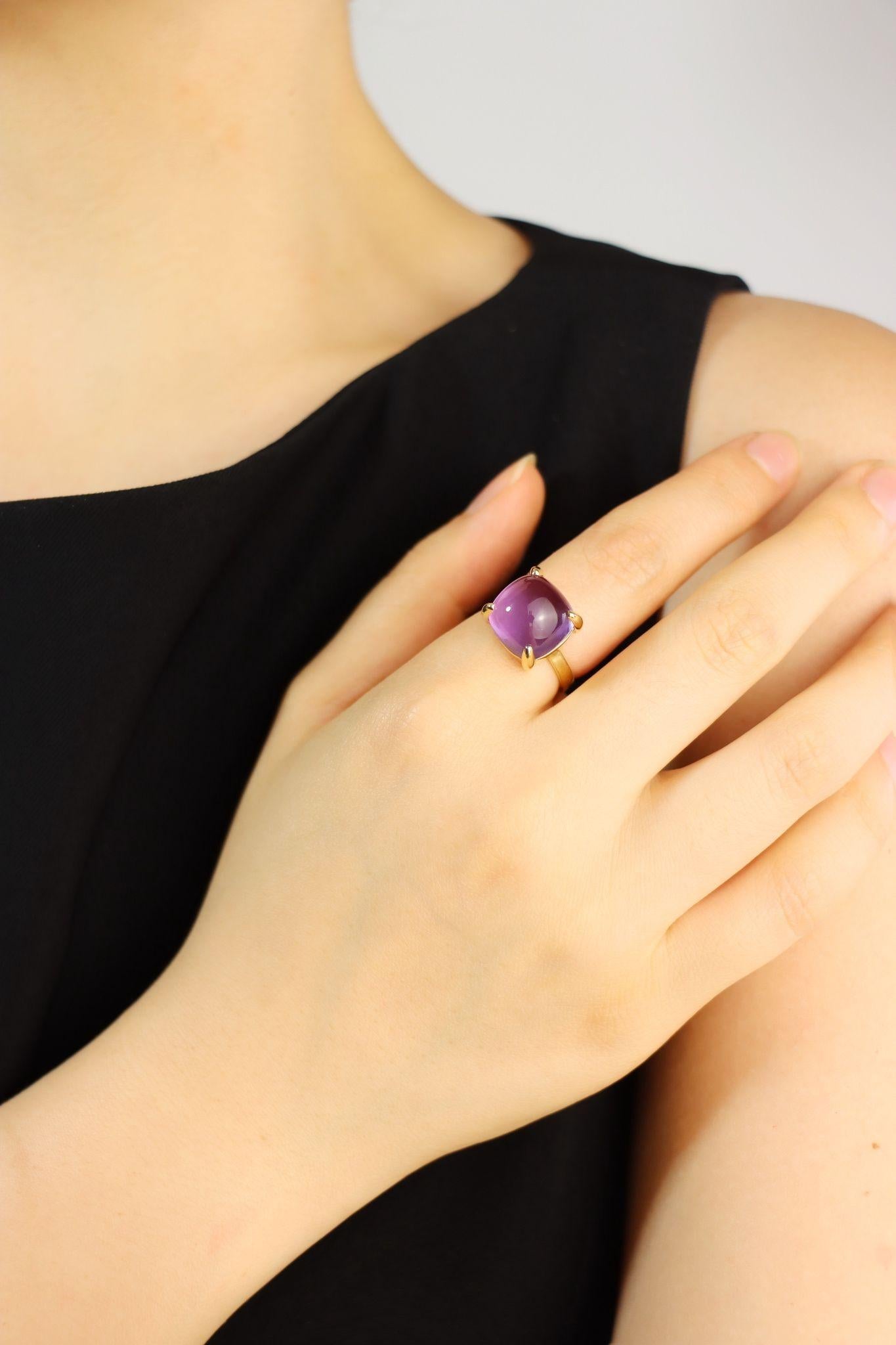 Tiffany & Co. Anello Paloma Sugar Stacks Amethyst 18KT Gold

Contrassegnato:
Tiffany & Co.
Paloma Picasso 
750

Parte del designer - Paloma Picasso's Sugar Stacks Collection 

Dimensioni approssimative:
5,5 (misura dell'anello) 
12,03 mm x 12,08 mm