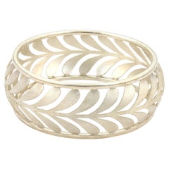 Tiffany & Co. Paloma Wide Villa Palm Sterling Silver Bangle Size Medium
