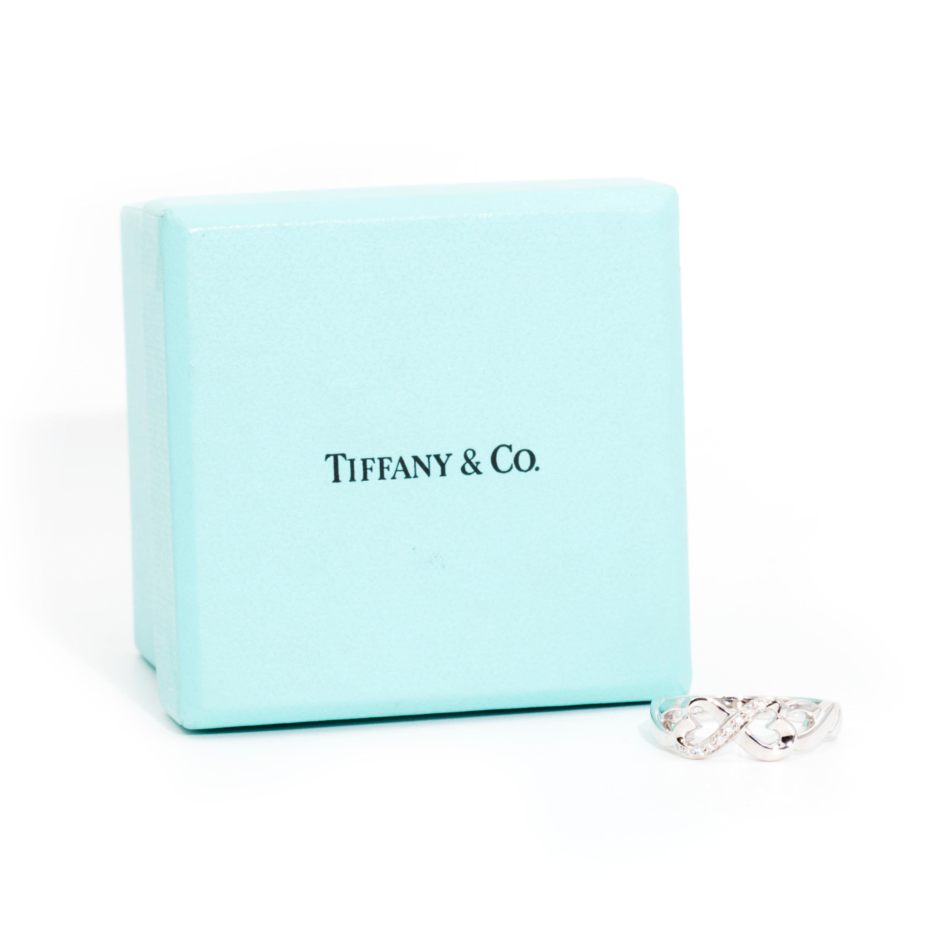 Tiffany & Co. Palomo Picasso Vintage Twisting Heart Ring in 18 Carat White Gold 9