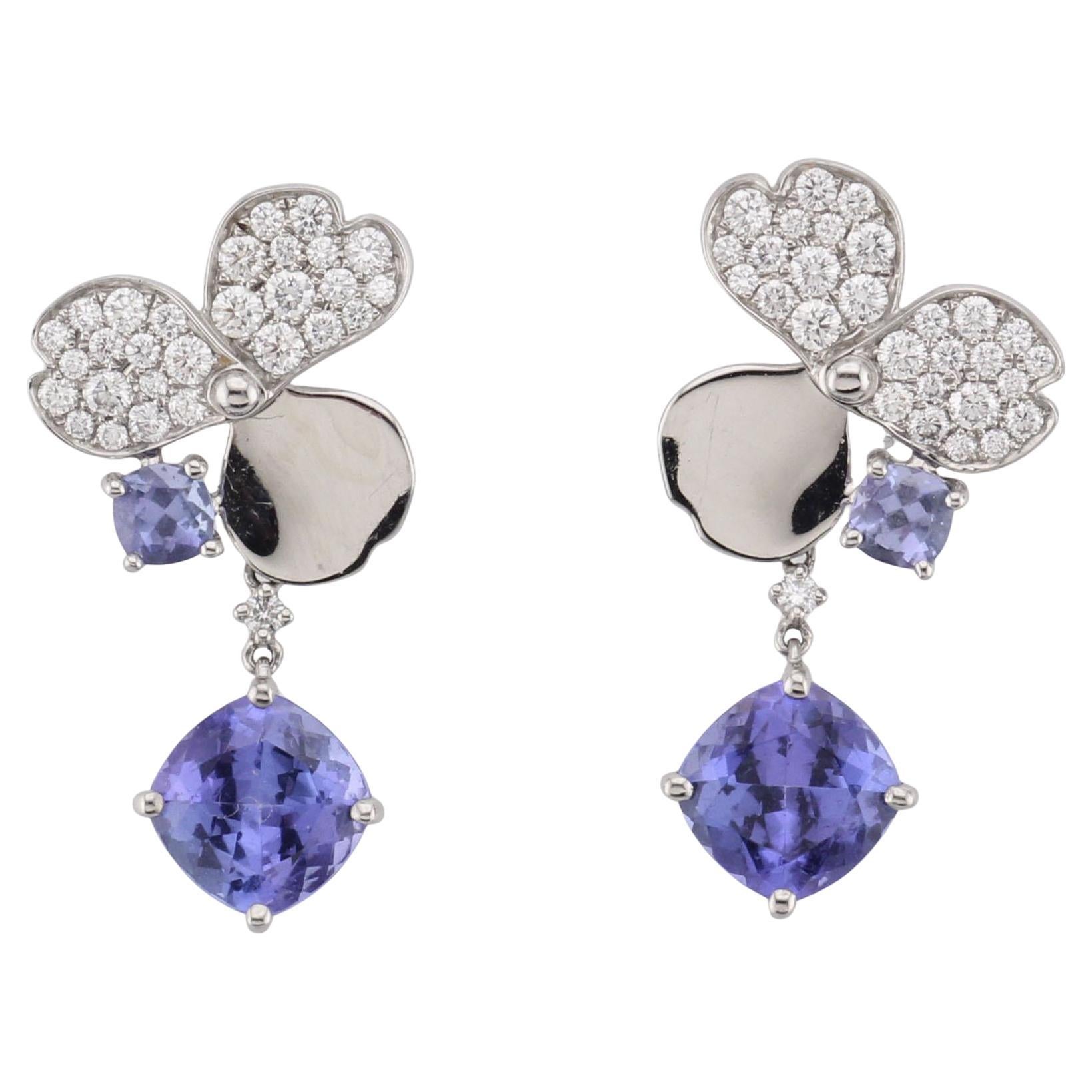 Tiffany & Co. Orecchini a goccia in platino con diamante e tanzanite Paper Flower