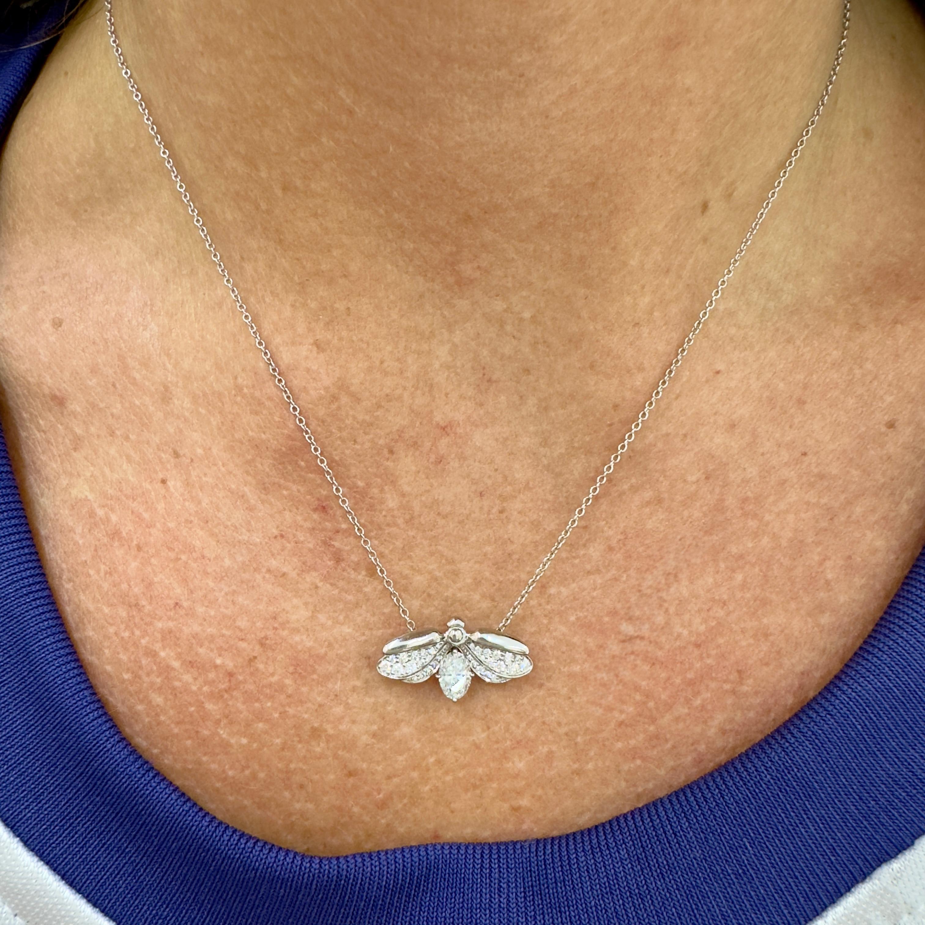 Tiffany & Co. Collana con ciondolo a forma di farfalla con diamante in platino della Collection'S in vendita 3