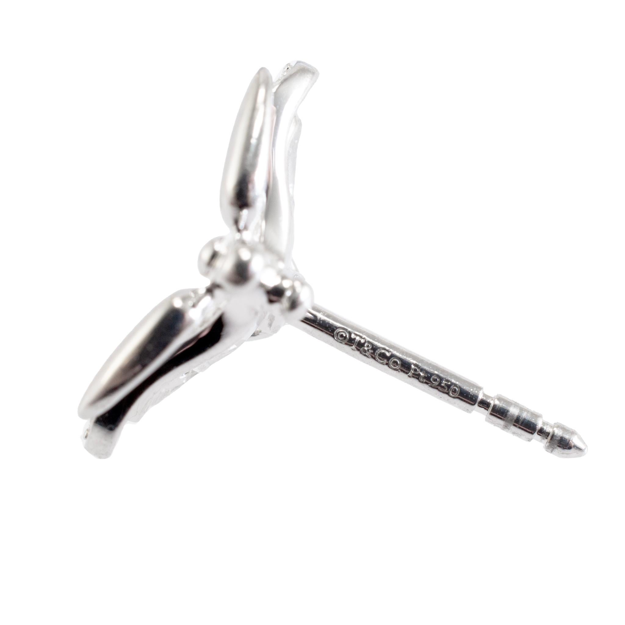 Donna Tiffany & Co. Orecchini a perno con diamante e lucciola della collezione Paper Flowers in platino in vendita