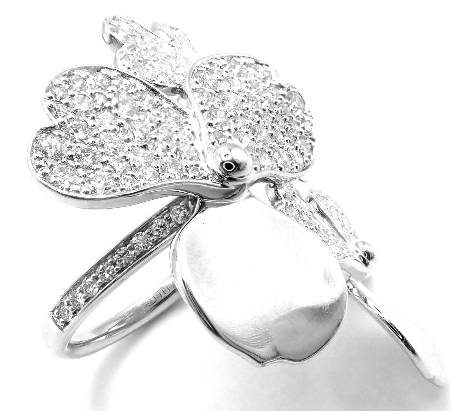 Platinum Diamond Paper Flowers Large Ring by Tiffany & Co.
With Round brilliant cut diamonds VS1 clarity, E color total weight approximately 1.51ct
Measurements:
Ring Size: 5.25
Weight: 12.1 grams
Width: 34mm
Stamped Hallmarks: Tiffany&Co