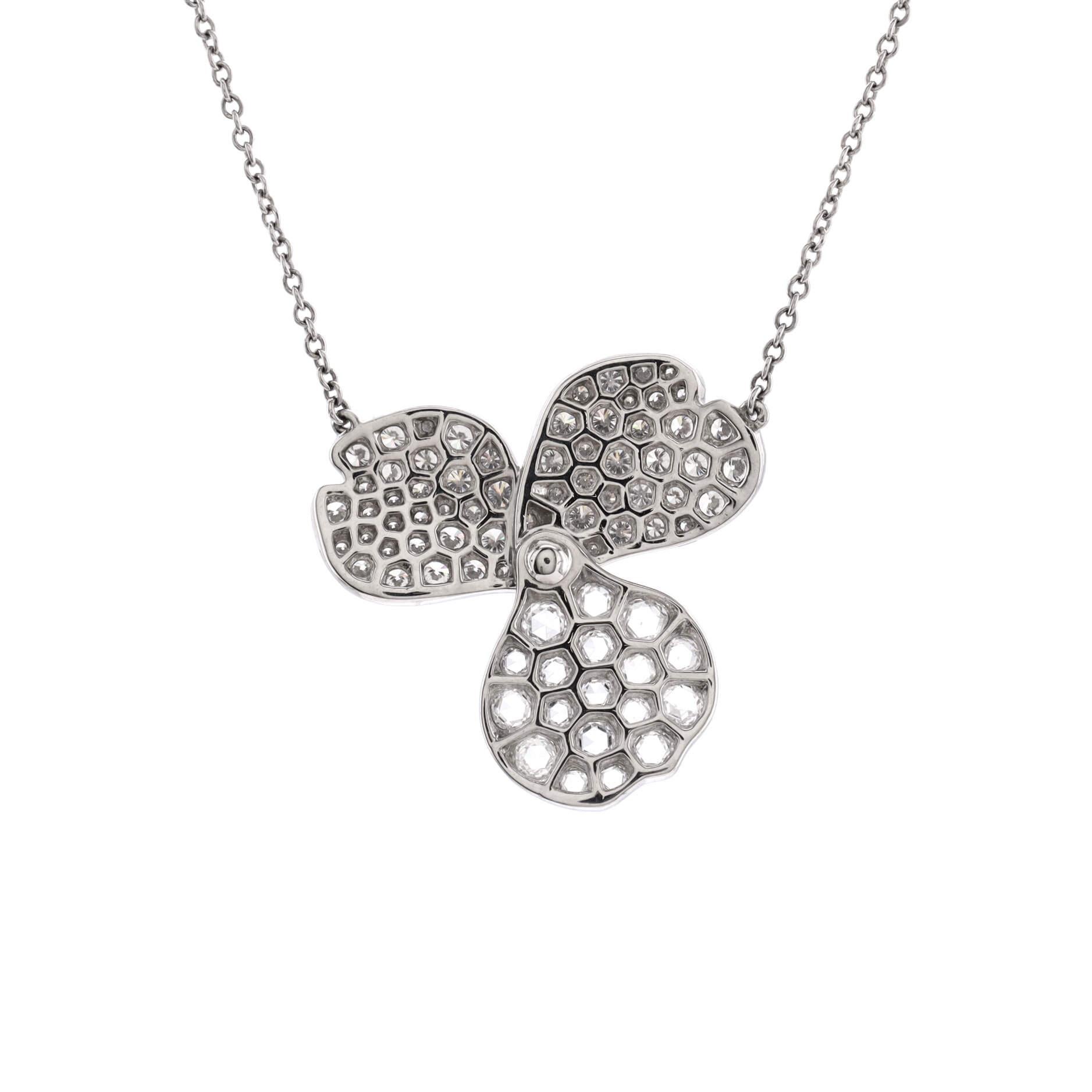 Tiffany & Co. Paper Flowers Pendant Necklace Platinum with Pave Diamonds Large In Good Condition In New York, NY
