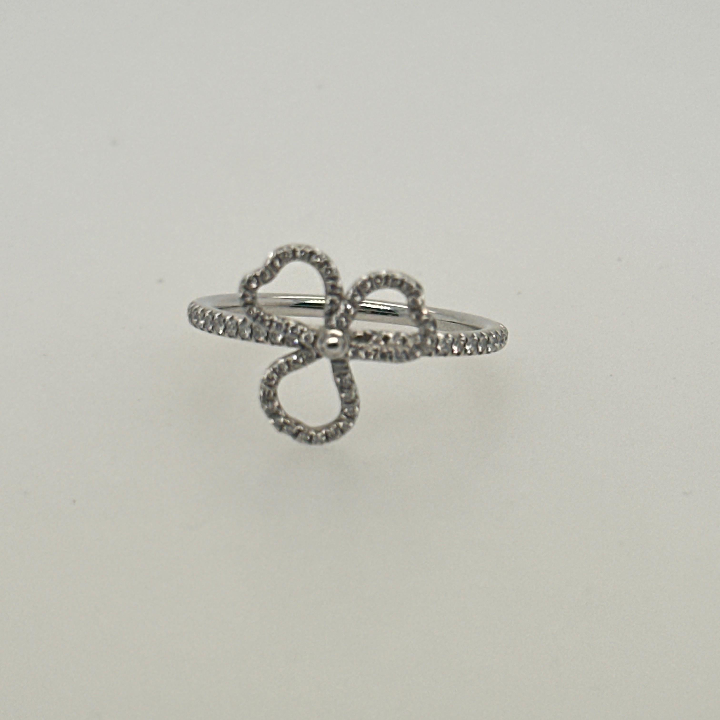 Anello in platino e diamanti Tiffany & Co. In condizioni ottime in vendita a Vaughan, CA
