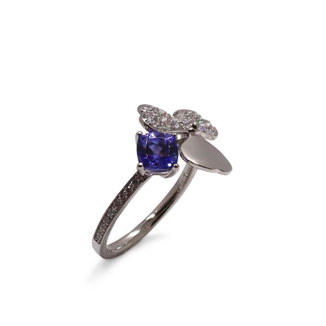 Round Cut Tiffany & Co. Paper Flowers Platinum Ring