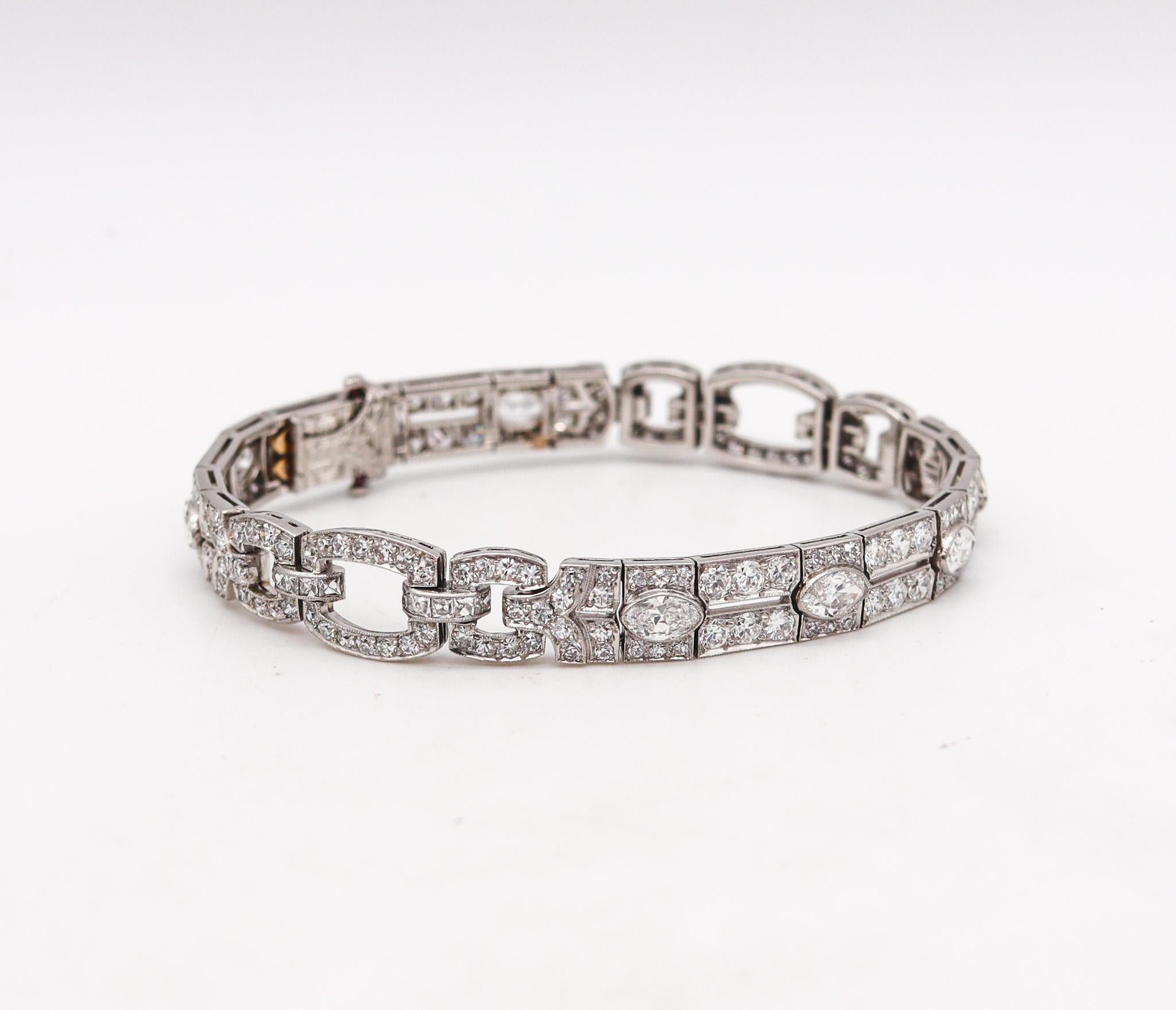 French Cut Tiffany & Co Paris 1925 French Art Deco Platinum Bracelet With 14.06 Ctw Diamond