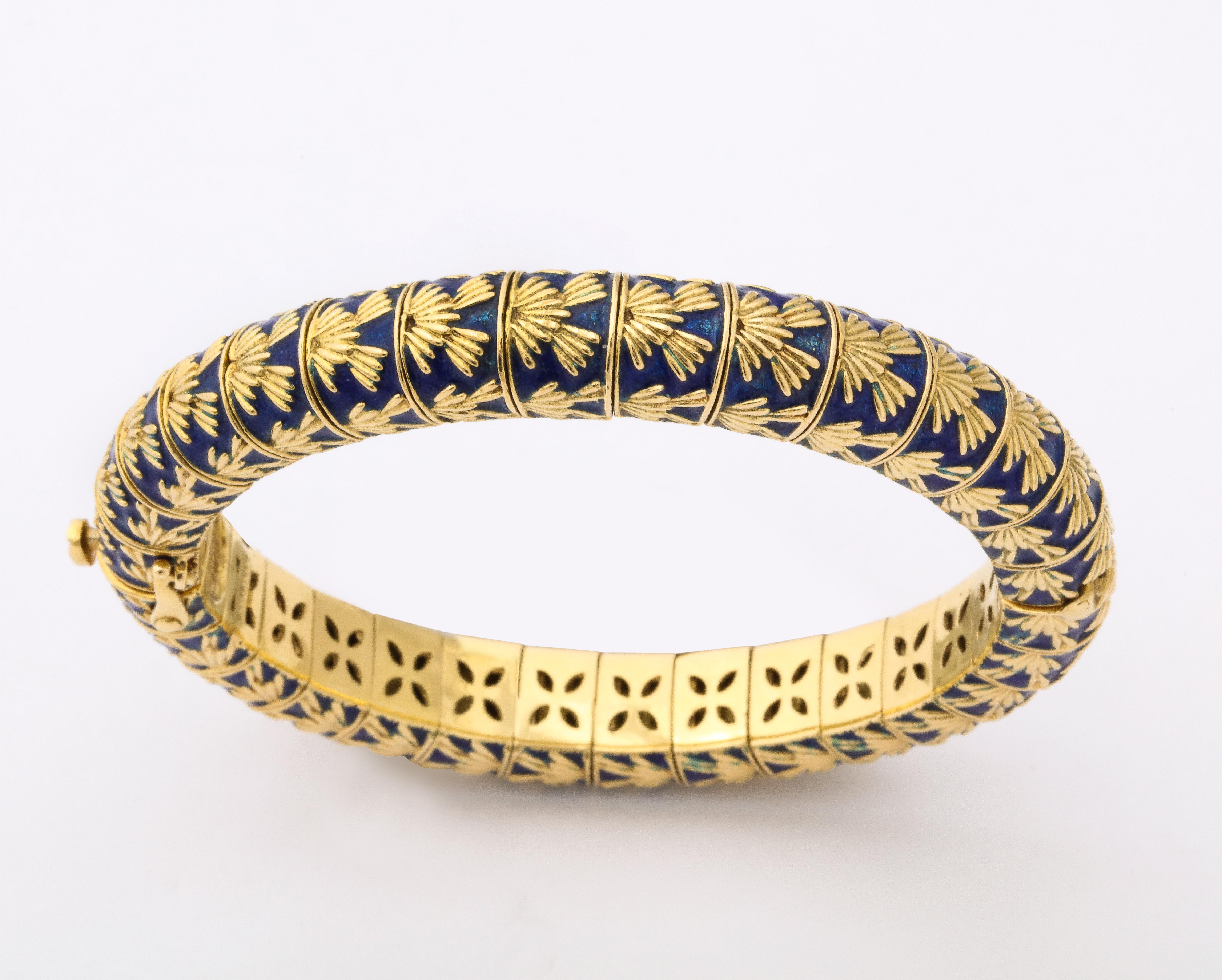 Tiffany & Co. Paris Blue Enamel Gold Bangle Bracelet For Sale 1