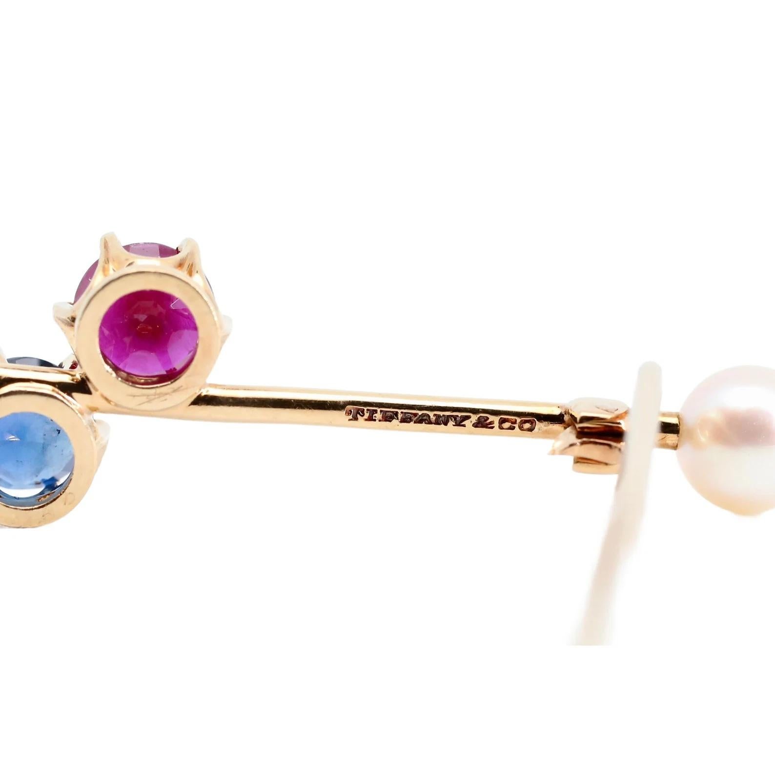 Tiffany & Co Patriotic Ruby, Sapphire, Pearl Brooch in 18K Yellow Gold In Good Condition For Sale In Boston, MA