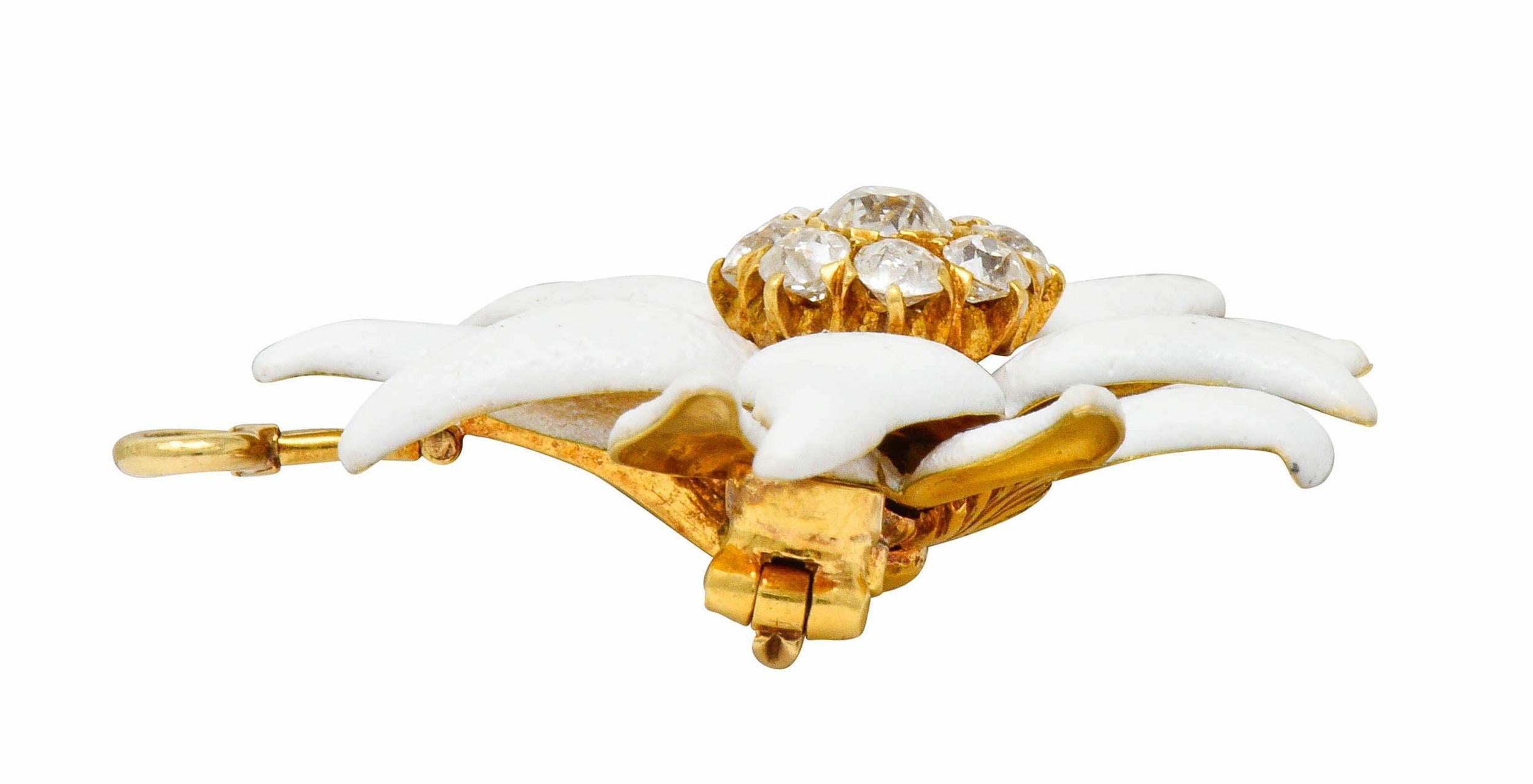Tiffany & Co. Paulding Farnham Diamond Enamel 18 Karat Gold Flower Pendant Pin 1