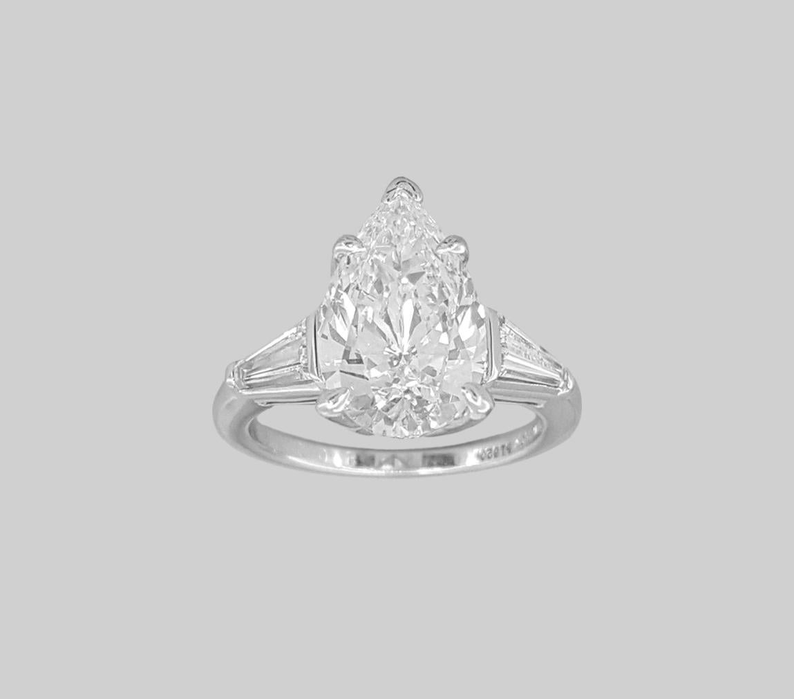 Tiffany & Co. 4.4 ct Total Weight Platinum Pear Brilliant Cut Diamond Engagement Ring. 


This pear shaped center diamond is one of the nicest looking pear in the world! It's a perfect model & stunning looking.