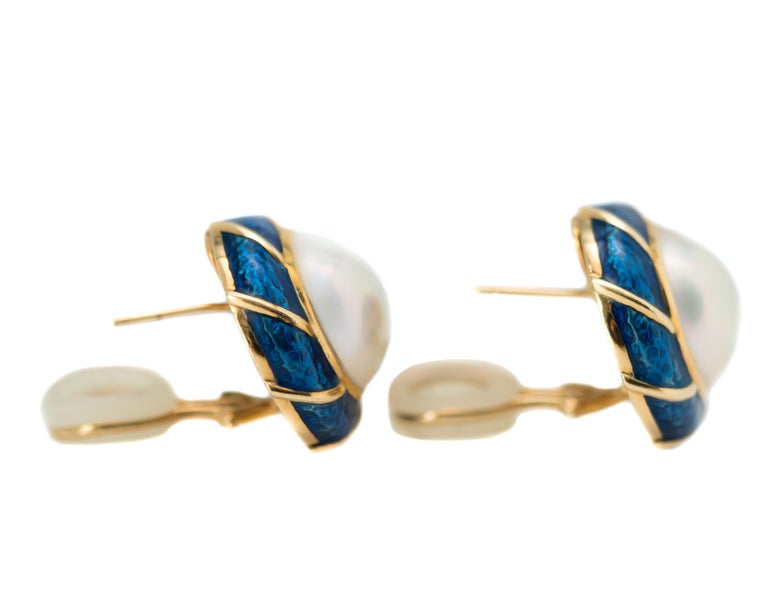 Tiffany & Co. Pearl and Enamel 18 Karat Yellow Gold Earrings For Sale 1