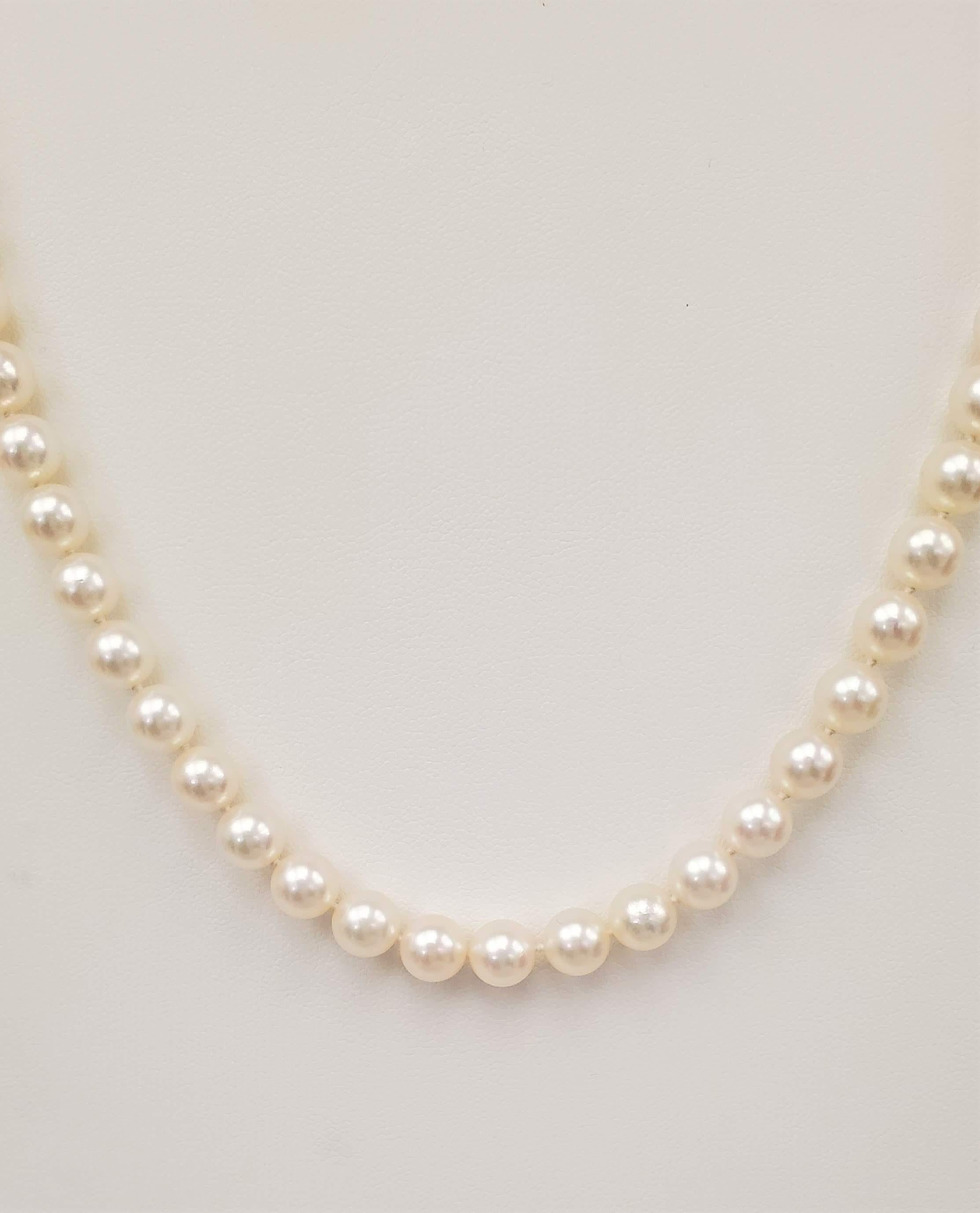 pearl necklace tiffany