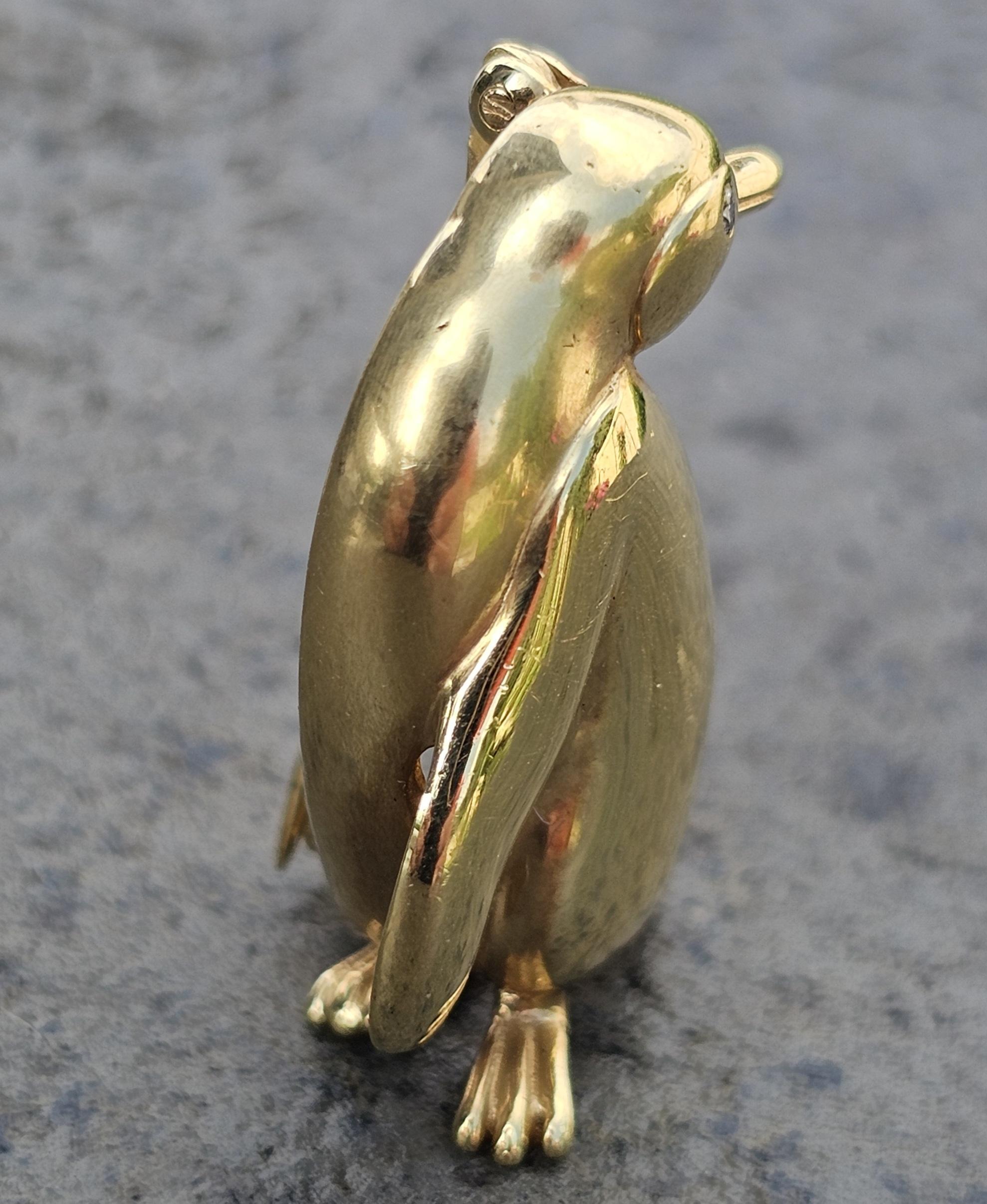Tiffany & Co. Alfiler Broche 3D Pingüino Oro Amarillo 18k Ojo de Diamante 7,4 g 1