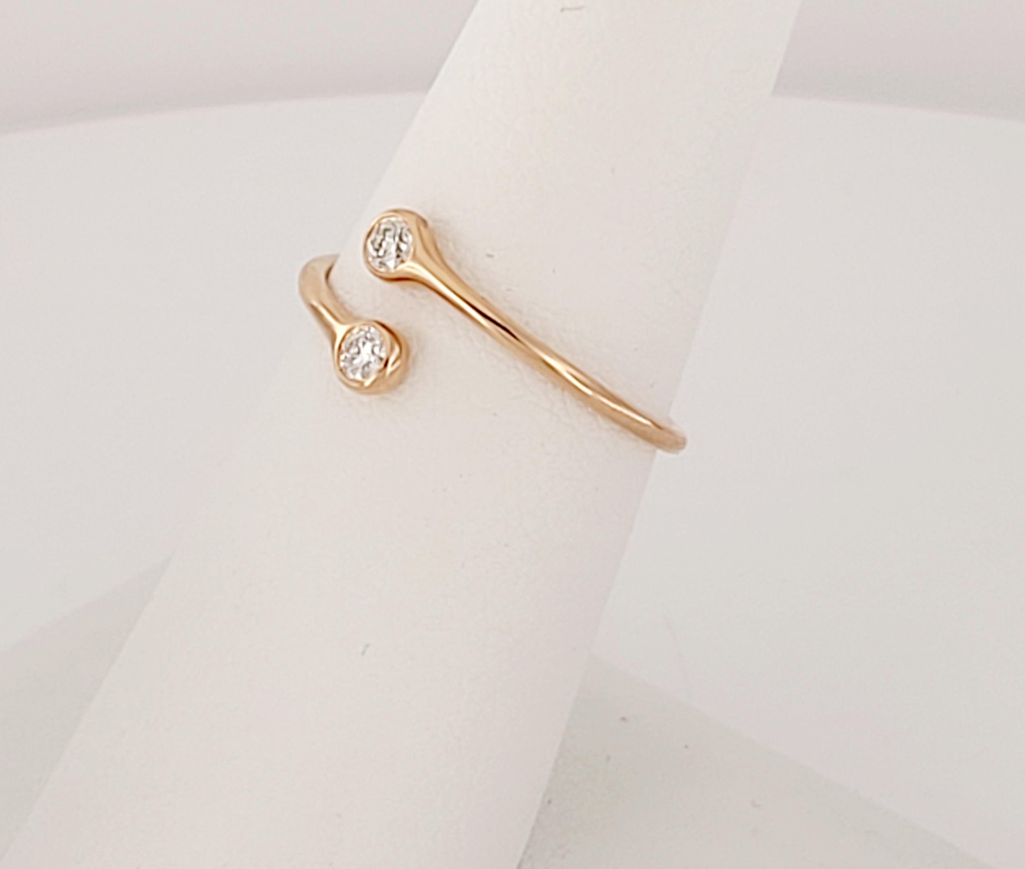 Round Cut Tiffany & Co Peretti diamond 18k Rose Gold hoop bypass band ring For Sale