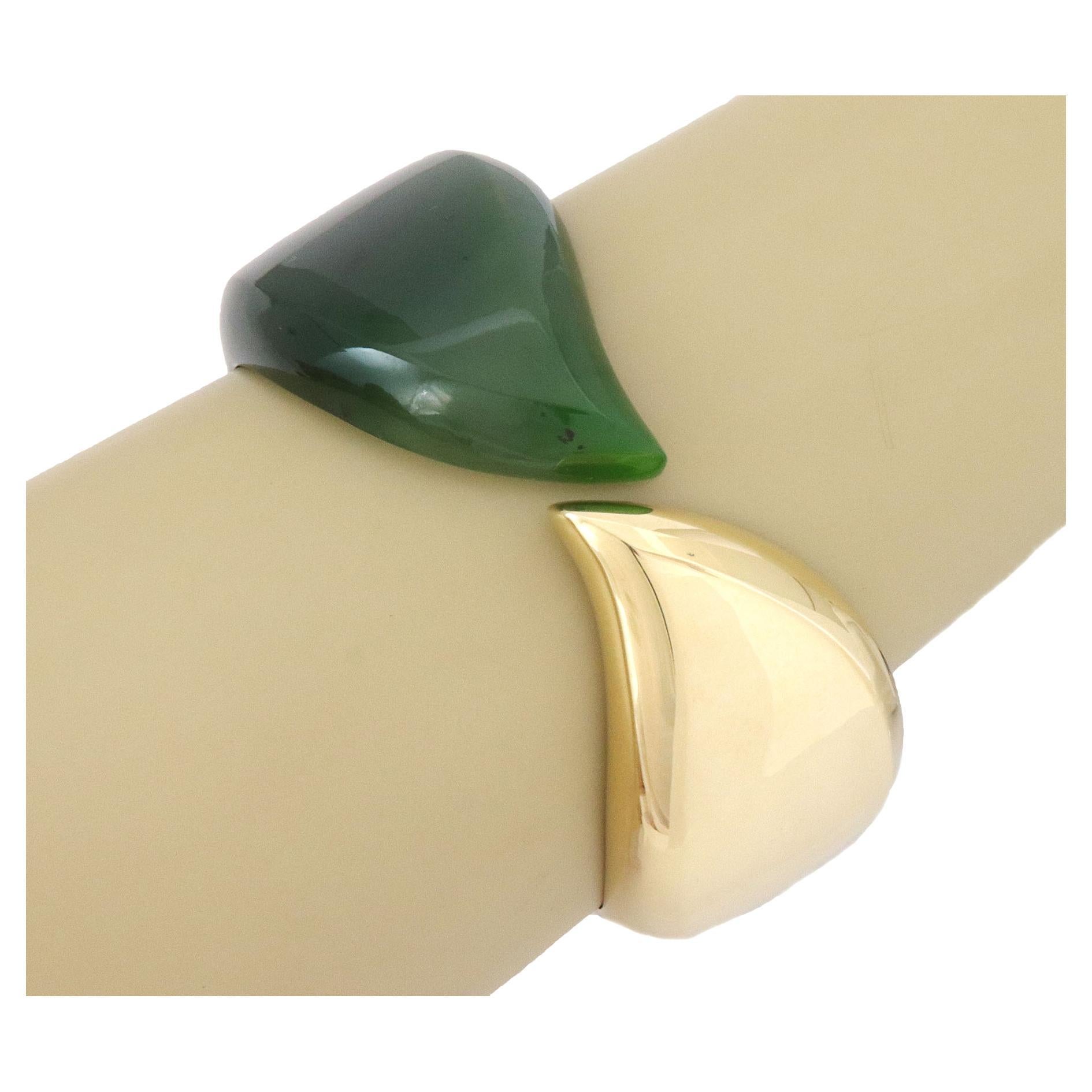 Tiffany & Co. Peretti Green Jade 18k Yellow Gold Wide Cuff Bracelet For Sale