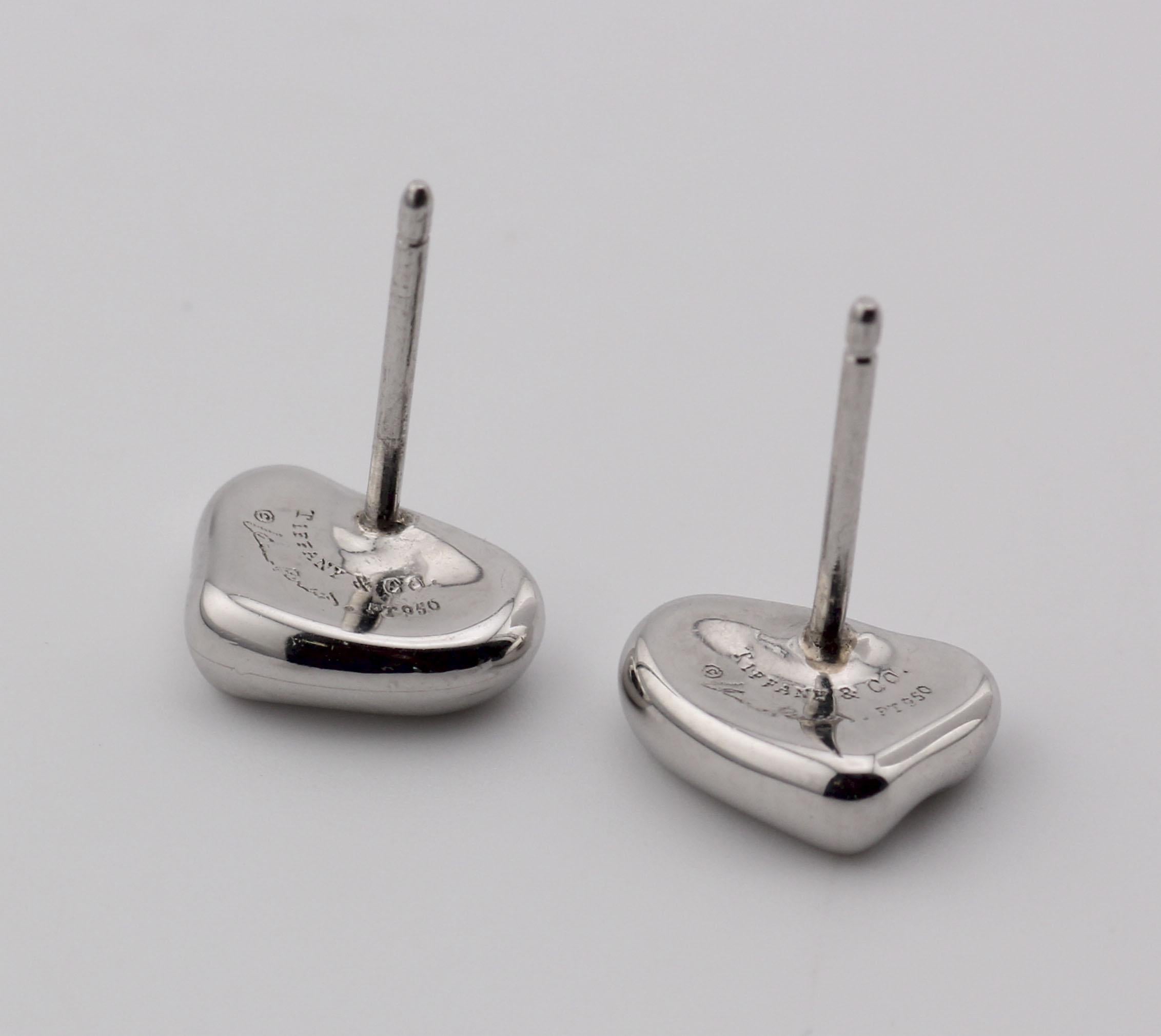 Tiffany & Co. Peretti Platinum Full Heart Stud Earrings in vendita 2