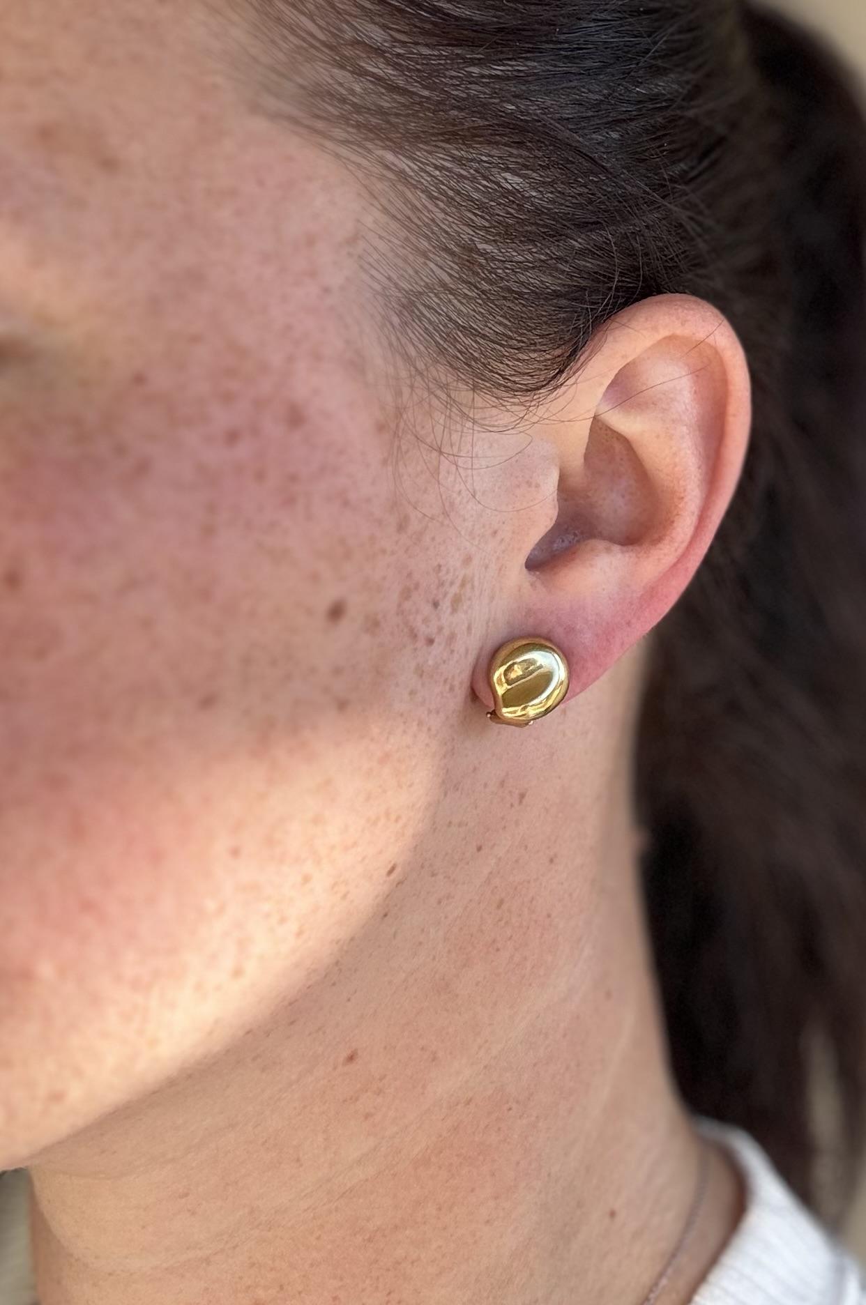 Tiffany & Co Peretti Vintage 18k Gold Bean Earrings 6