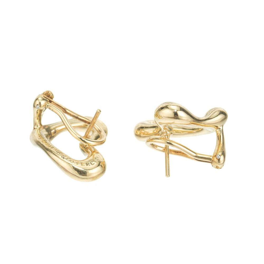 Tiffany & Co Peretti Yellow Gold Heart Post Earrings For Sale 1