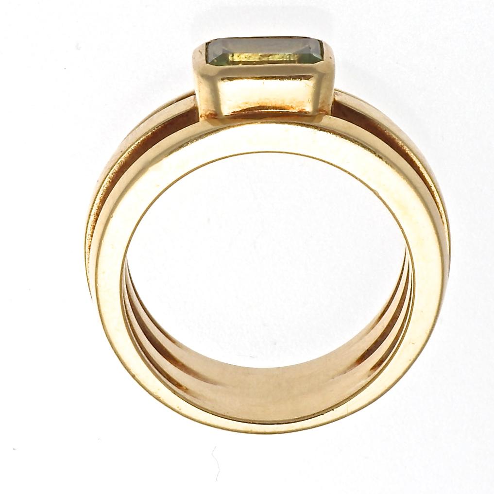 Modern Tiffany & Co. Peridot Gold Ring