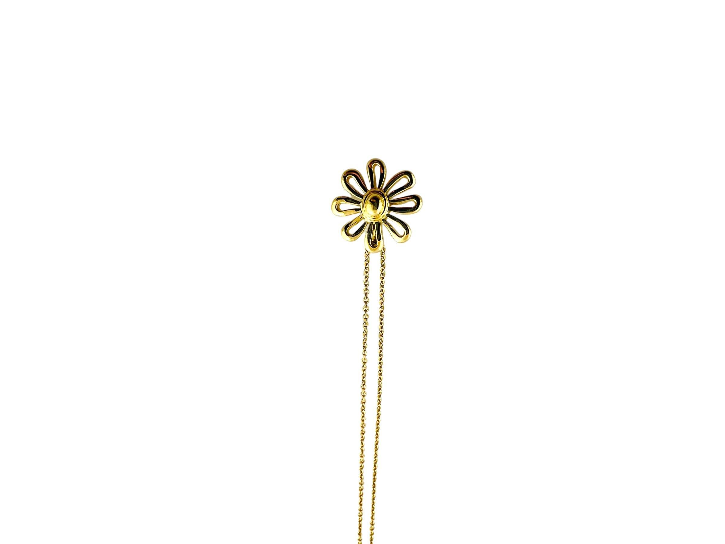 Tiffany & Co. Paloma Picasso 18K Yellow Gold Daisy Flower Pendant Necklace

This daisy flower pendant necklace was designed by Paloma Picasso for Tiffany & Co. and is set in 18K yellow gold

The Tiffany chain is approx. 16