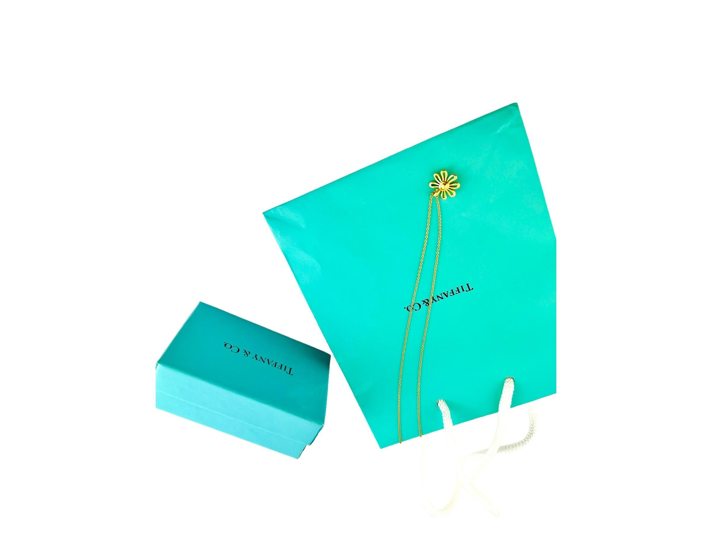 Tiffany & Co. Picasso 18K Yellow Gold Daisy Flower Pendant Necklace #15444 3