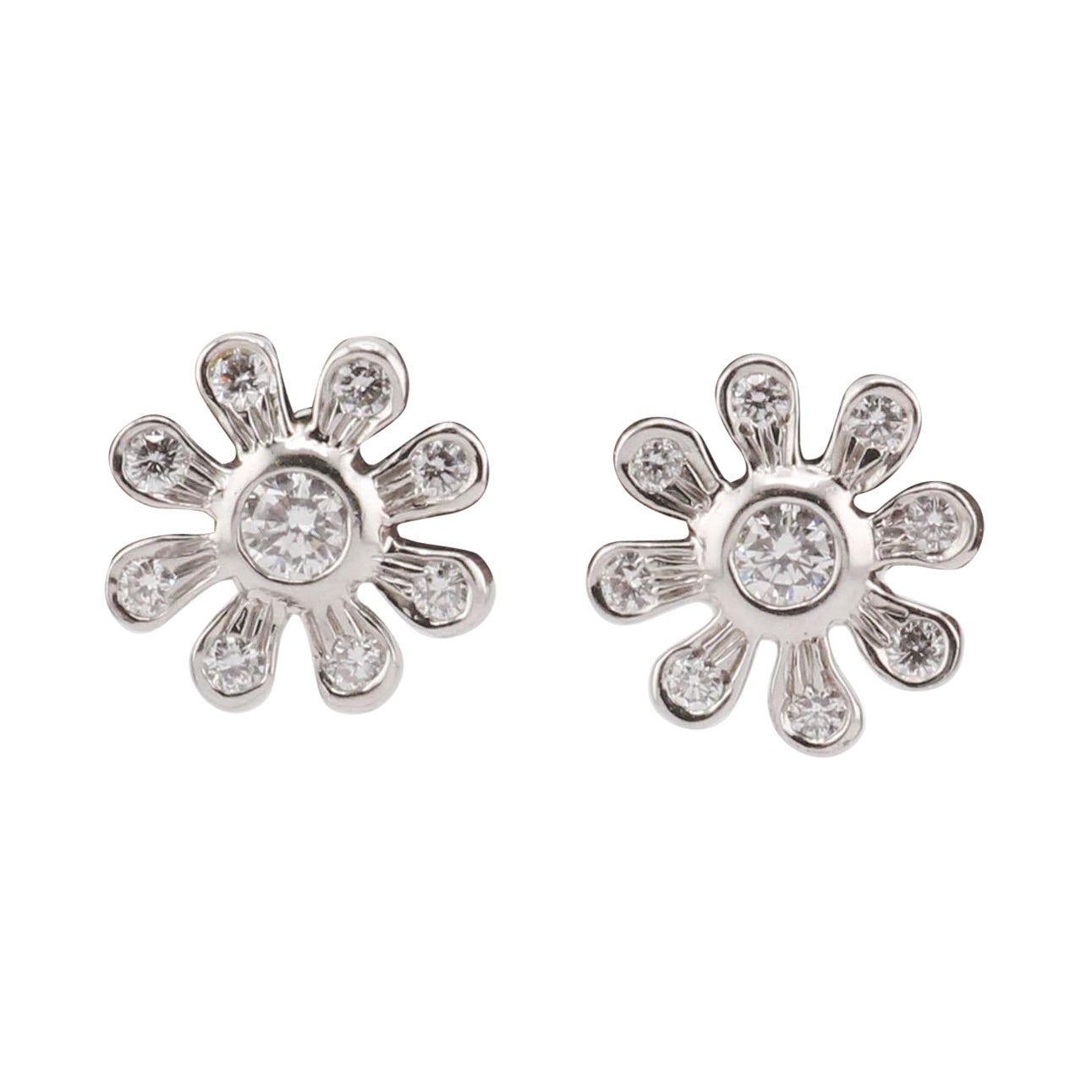 Tiffany & Co. Clous d'oreilles Marguerite Flower en platine et diamants