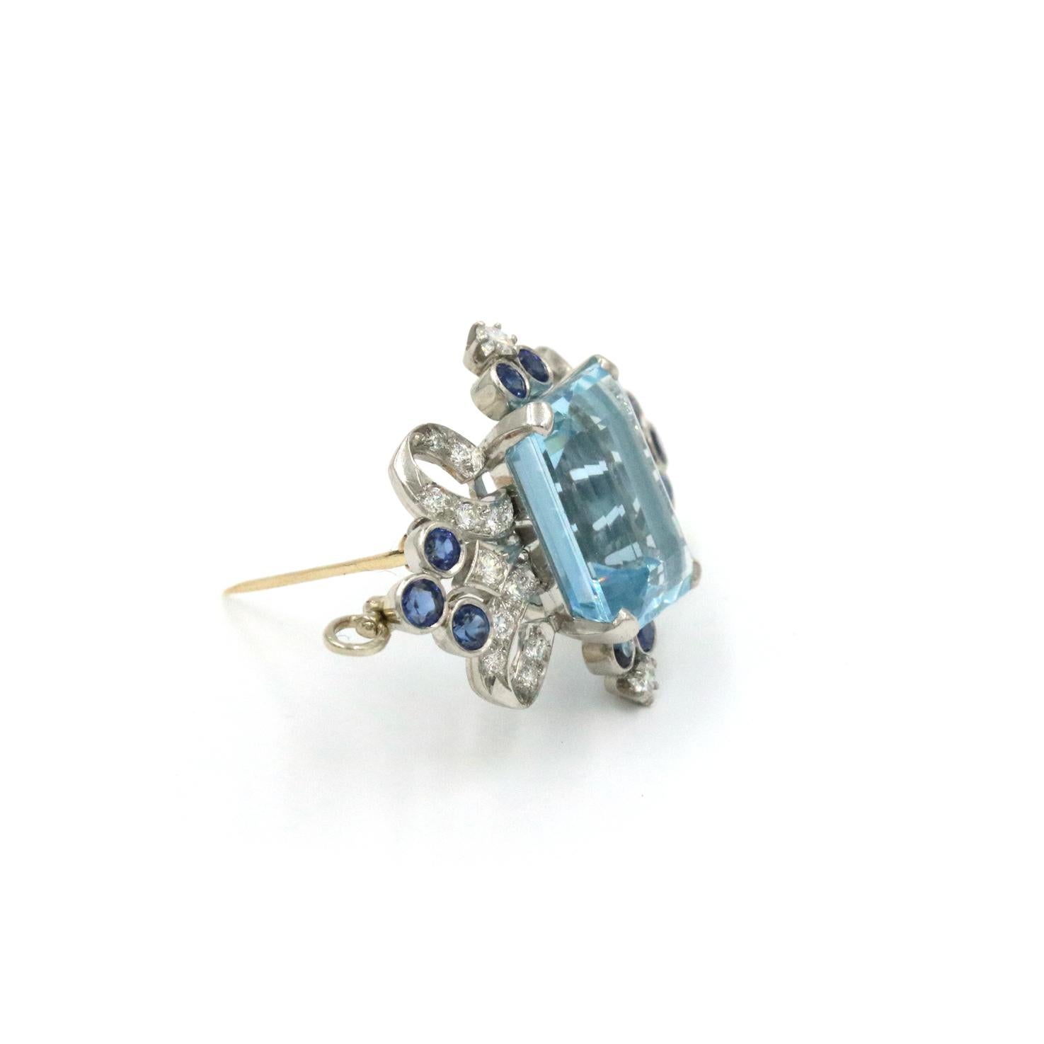 Art Deco Tiffany & Co. Pin / Pendant with Aquamarine, Sapphires and Diamonds in Platinum