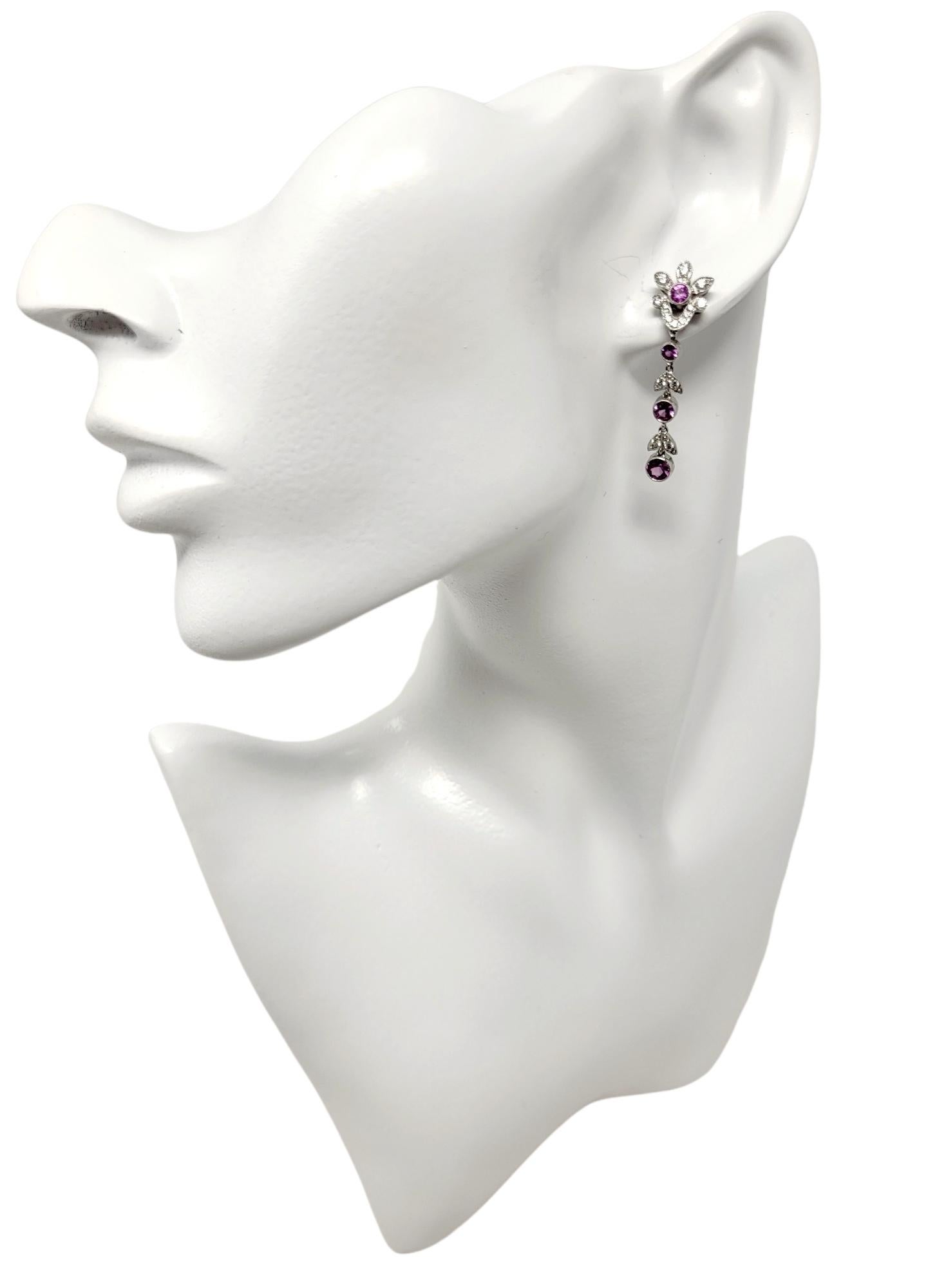 Tiffany & Co. Boucles d'oreilles pendantes en platine percées de saphirs roses et de diamants en forme de fleurs en vente 8