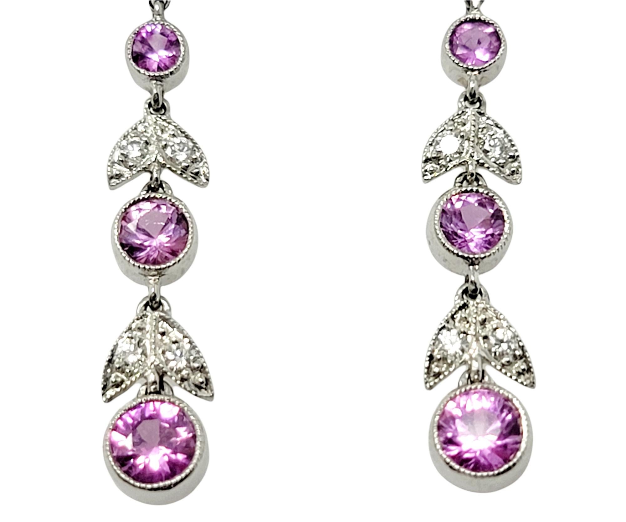 Tiffany & Co. Boucles d'oreilles pendantes en platine percées de saphirs roses et de diamants en forme de fleurs Excellent état - En vente à Scottsdale, AZ