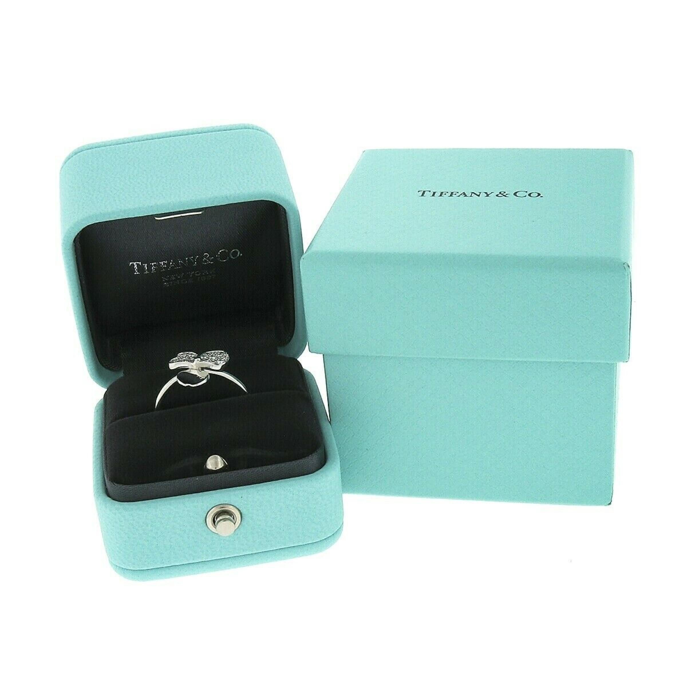 Here we have a brand new Tiffany & Co. ring that was crafted in Italy from solid platinum. This lovely ring comes from their 