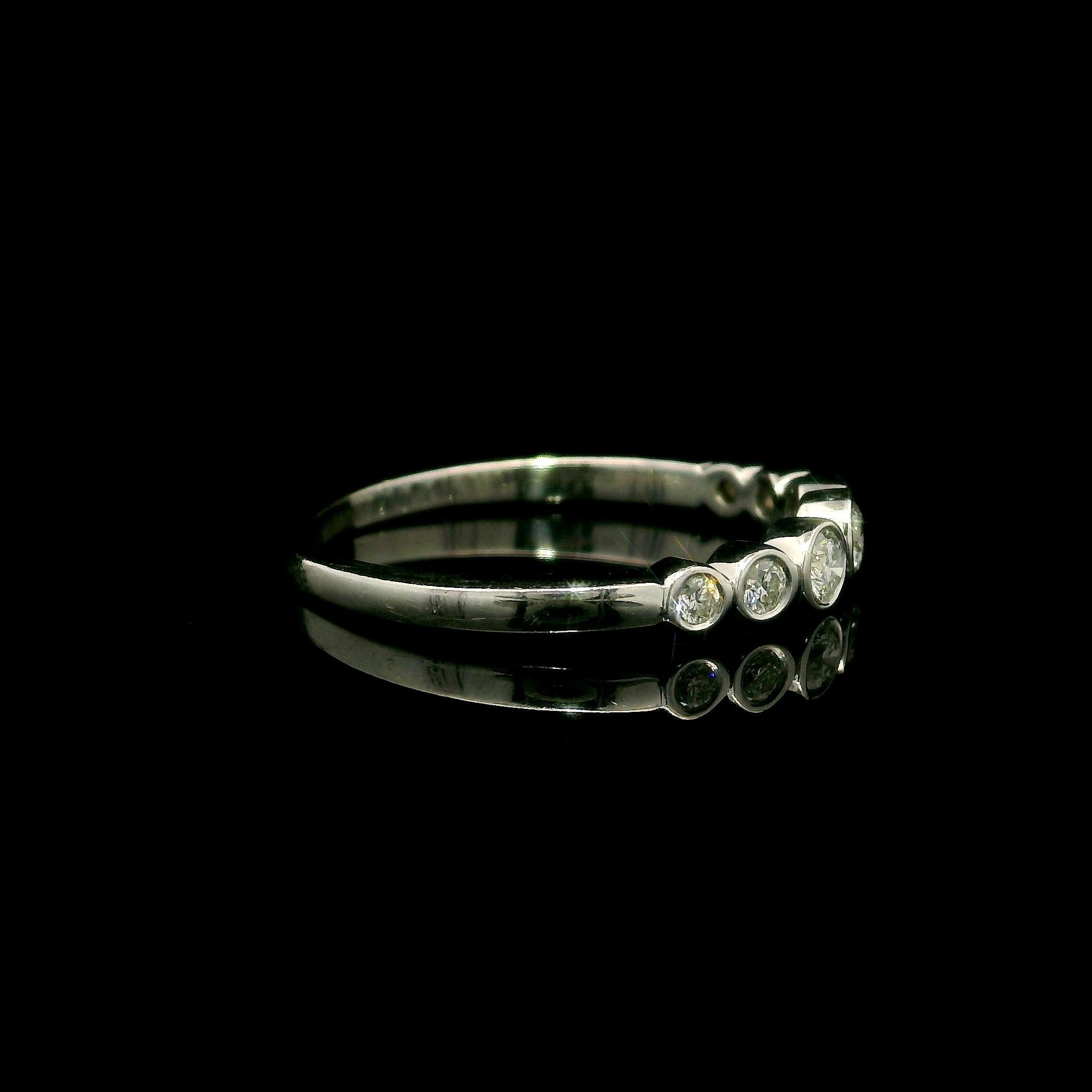 Brilliant Cut Tiffany & Co. Platinum 0.31ctw Graduated Bezel Diamond Jazz Band Ring