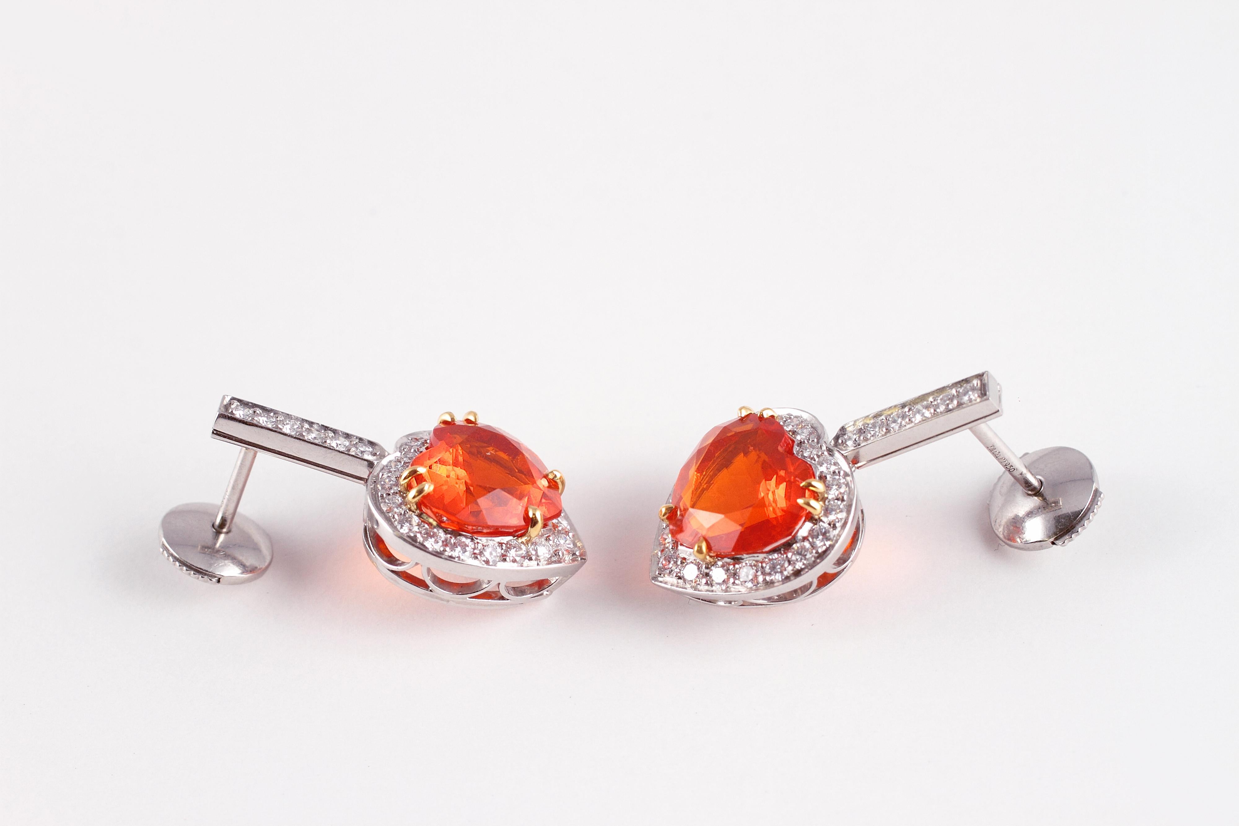 Tiffany & Co. Platin 0,58 Karat Diamant 3,75 Karat Feueropal-Ohrringe im Zustand „Gut“ im Angebot in Dallas, TX