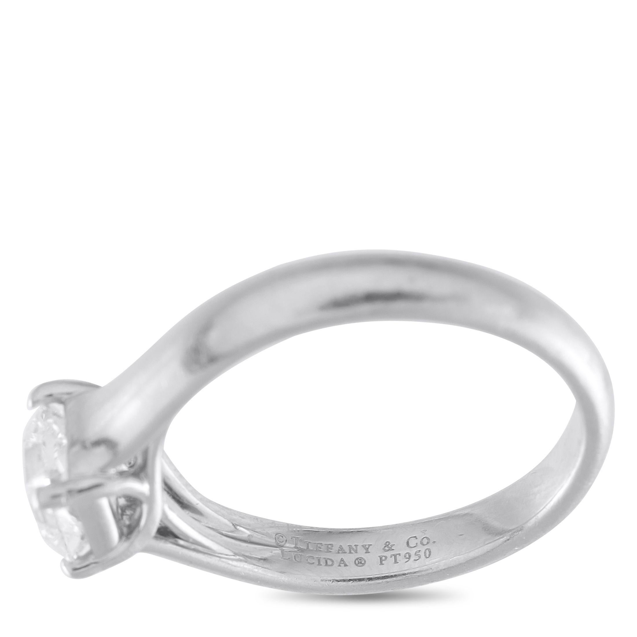 De las mujeres Tiffany & Co. Anillo de platino con diamante Lucida de 0,96 ct TI03-070825 en venta