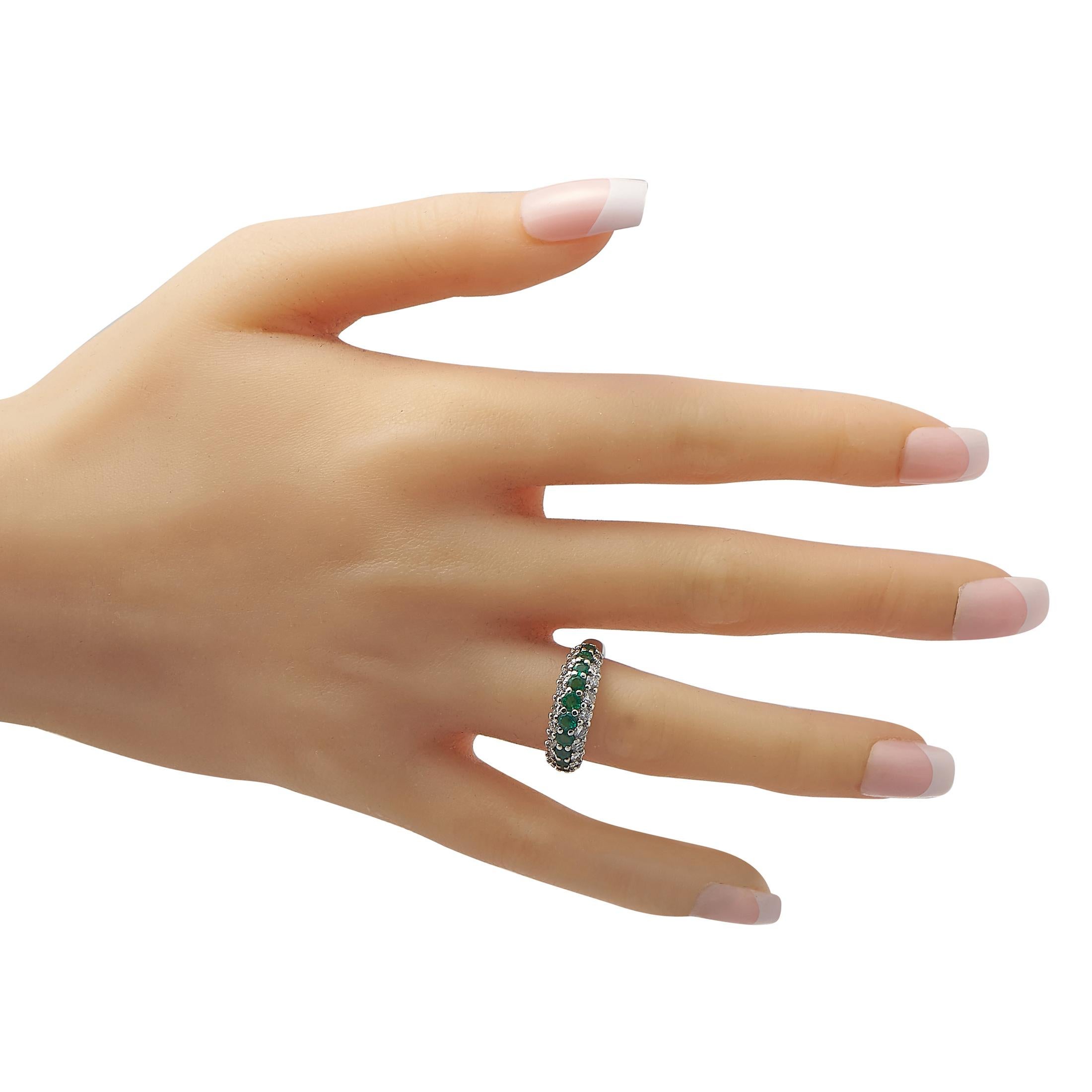 Round Cut Tiffany & Co. Platinum 1.0ct Diamond and Emerald Ring For Sale