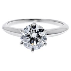 Tiffany & Co. Bague de fiançailles à six griffes en platine avec diamant taille ronde 1,55 carat I VS1