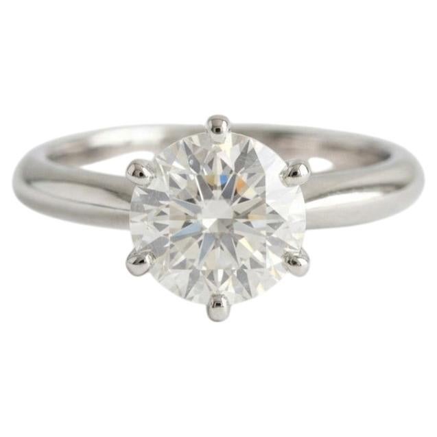 Tiffany & Co. Anillo de Compromiso de Platino con Diamante Brillante Redondo de 1,6 ct en venta