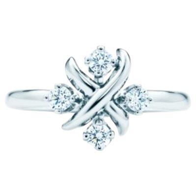 TIFFANY & Co. Platinum .20ct Diamond Lynn Ring 7 For Sale