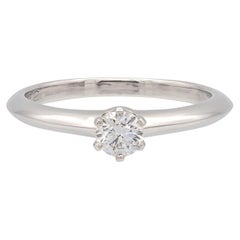 Tiffany & Co. Platinum .21 ct D VVS1 Round Diamond Solitaire Engagement Ring