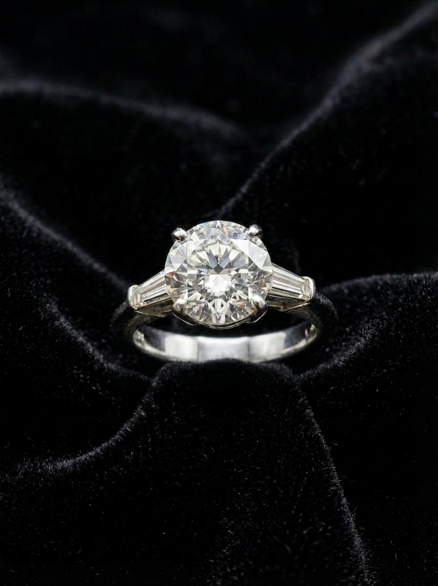 Tiffany & Co. Bague en platine 2,14 carats E VS1 diamant rond taille brillant Excellent état - En vente à Chicago, IL