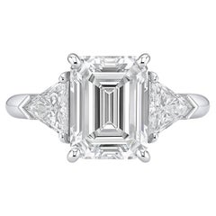 Tiffany & Co. Anello di fidanzamento in platino con diamante taglio smeraldo da 2,26 carati