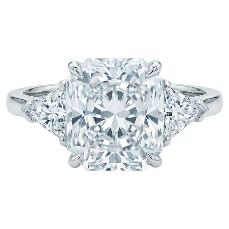 Tiffany
Co. Bague en platine avec diamant radiant de 2,31 carats