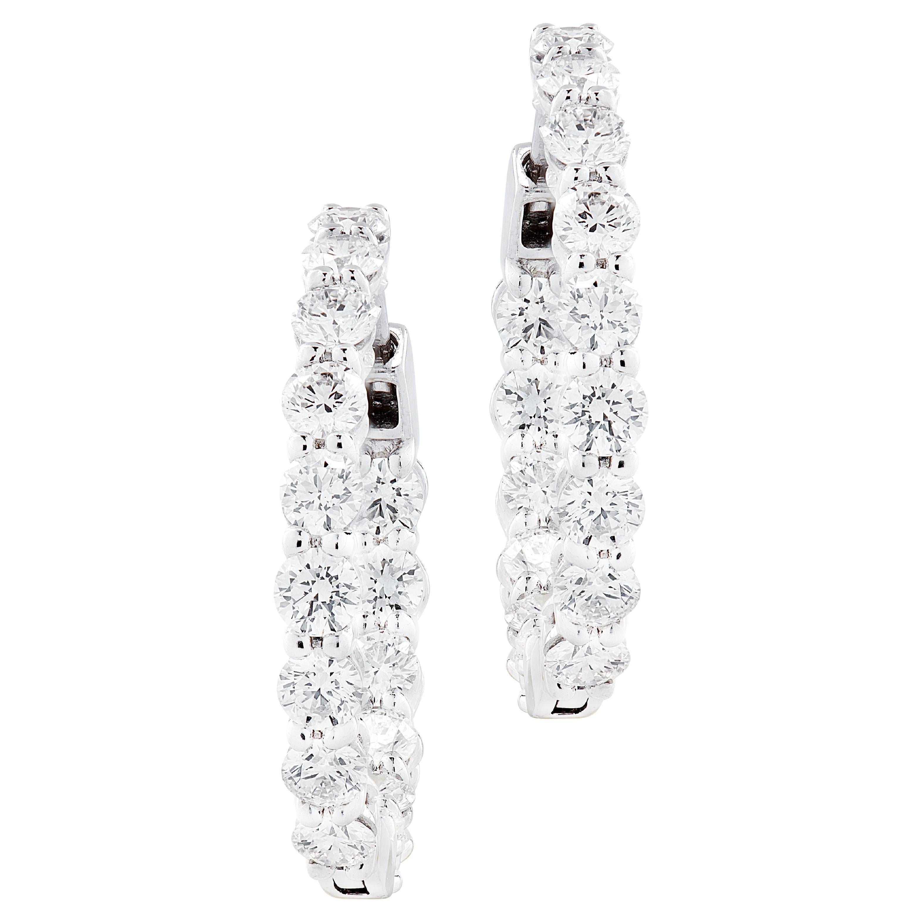 Tiffany
Co. Cerchi in platino con diamante da 2,39 carati