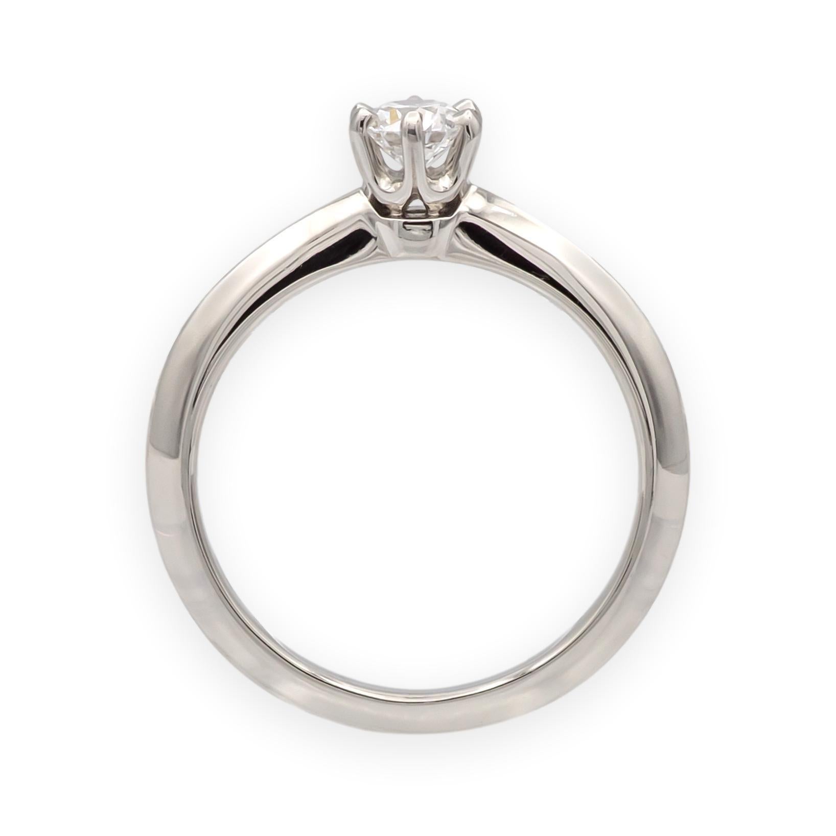 Tiffany & Co. Bague de fiançailles solitaire en platine avec un diamant de 0,24 ct D VVS2 Pour femmes en vente